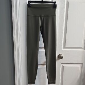 Lululemon Wunder Train Leggings 28" Size 6